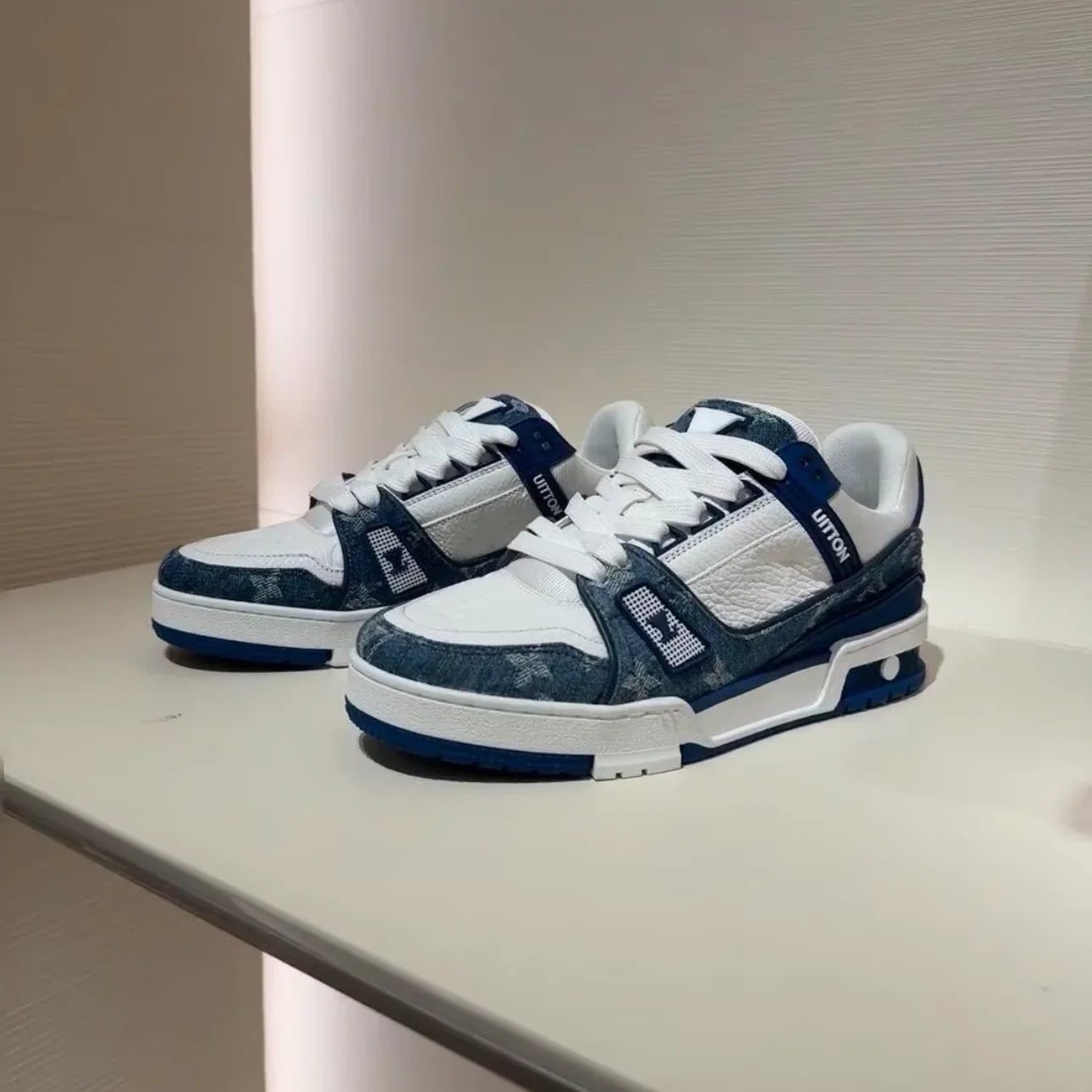 French High-end Design Trainers for Women